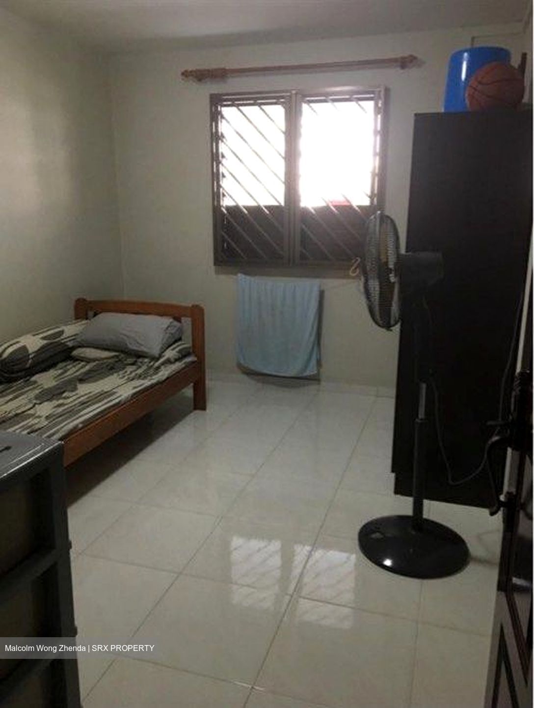 Teban Gardens Road (Jurong East),  #537689111